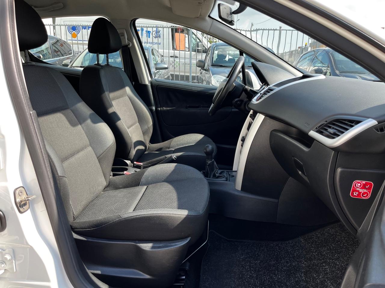 Peugeot 207 1.4 HDi 70CV 5p. Allure GANCIO - OK NEOPATENTI