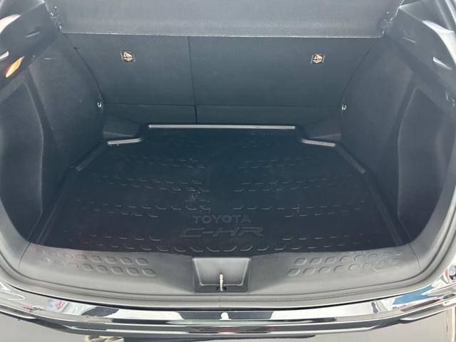TOYOTA C-HR 1.8 Hybrid E-CVT Active