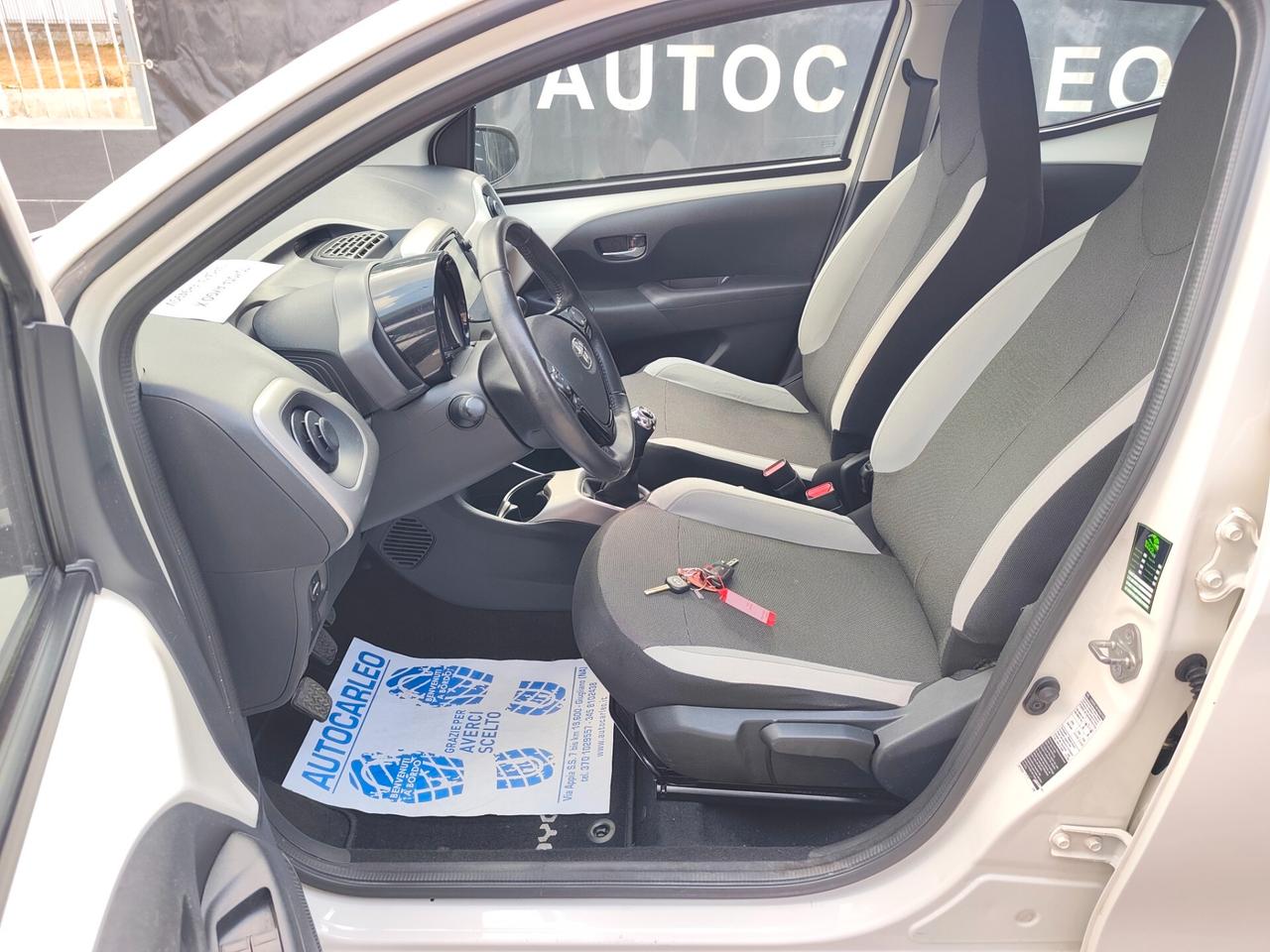 Toyota Aygo 1.0 BENZINA KM 83000 x-play