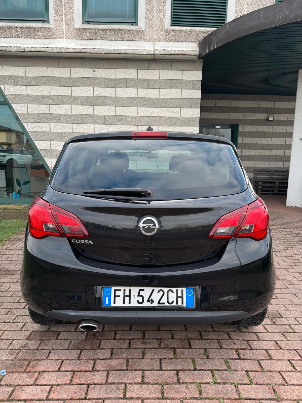 Opel Corsa 1.4 90CV GPL Tech 5 porte Innovation