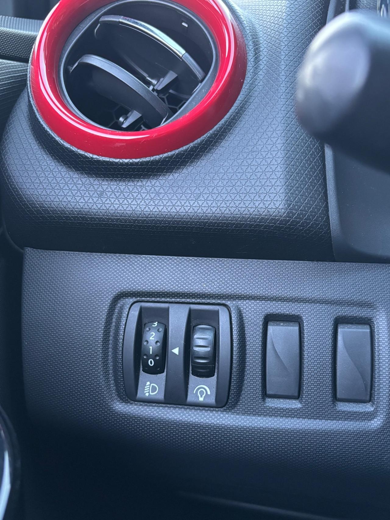 Renault Clio 1.5 dCi 8V 75CV 5 porte Live