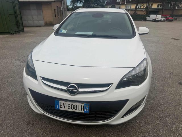 OPEL Astra 1.7 CDTI 110CV S&Tourer Cosmo senza lavoro da fare