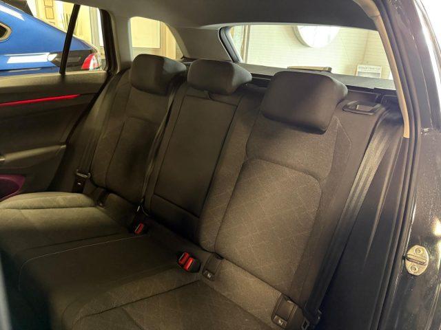 VOLKSWAGEN Golf Variant 1.5 TGI DSG Life