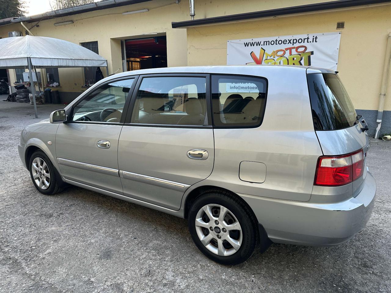 Kia Carens 1.8 16V EX Top