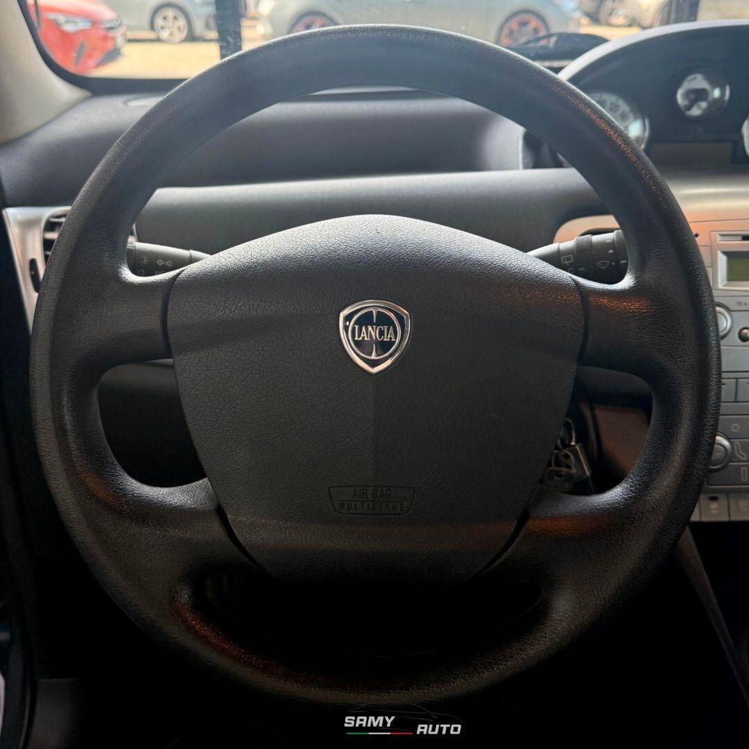 Lancia Ypsilon 1.3 MJT 90
