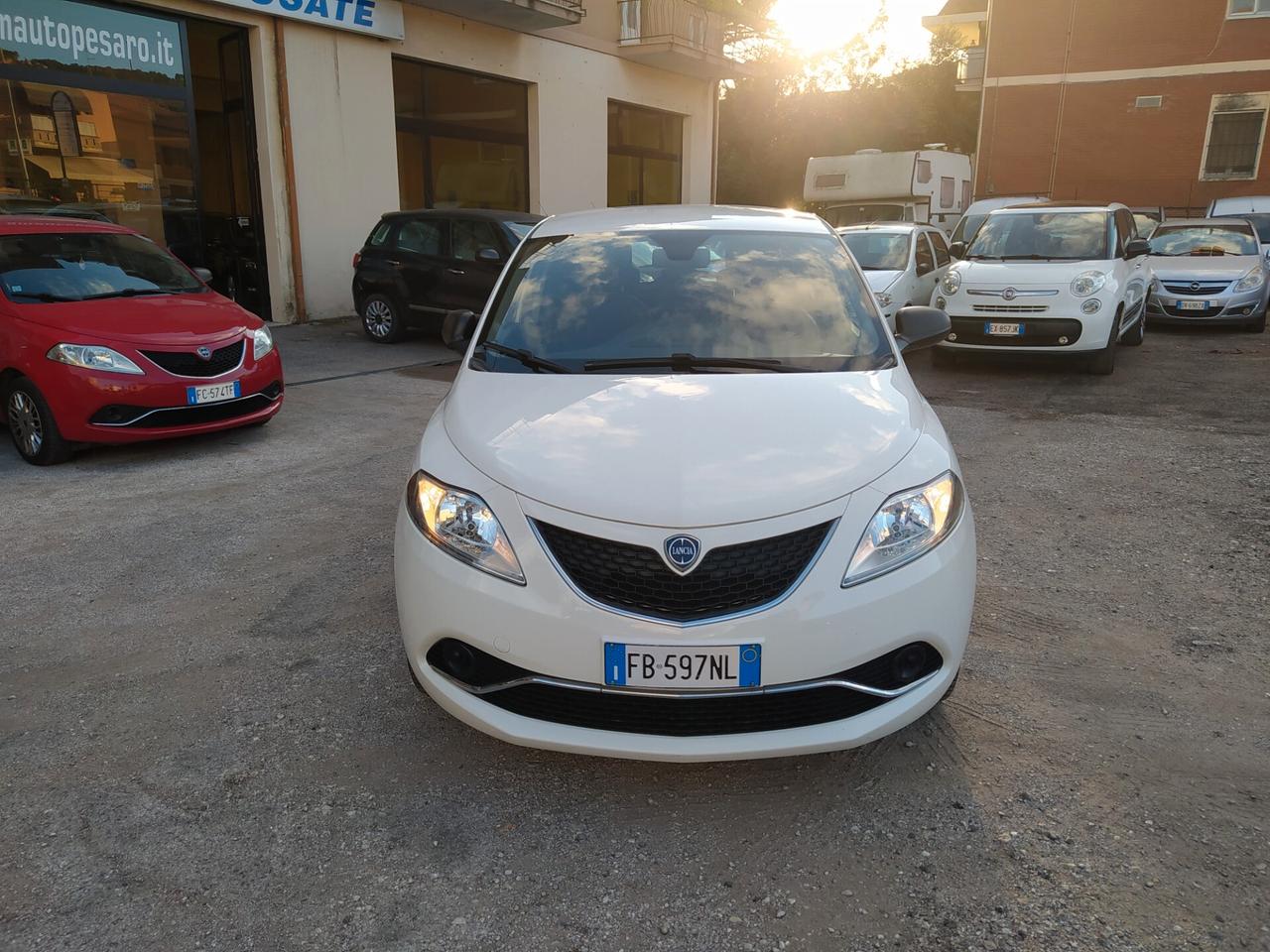 Lancia Ypsilon 1.2 69 CV 5 porte GPL Ecochic Gold Neopatentati
