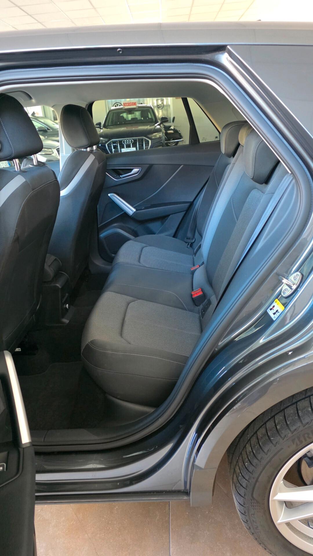 Audi Q2 35 TDI S tronic line Edition