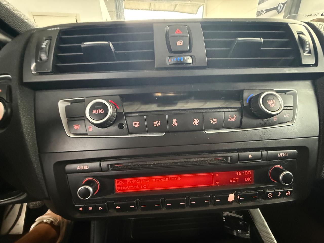 Bmw 116 116d 5p. Urban Msport PER NEOPATENTATI