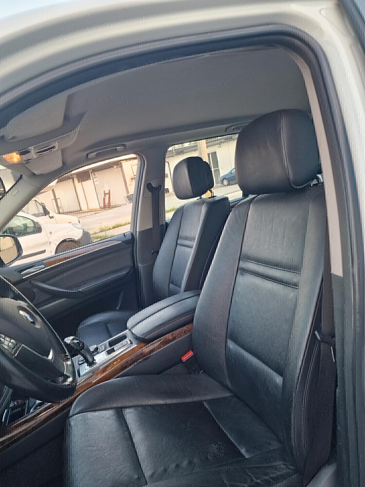 BMW X5 xDrive30d Futura - 2011