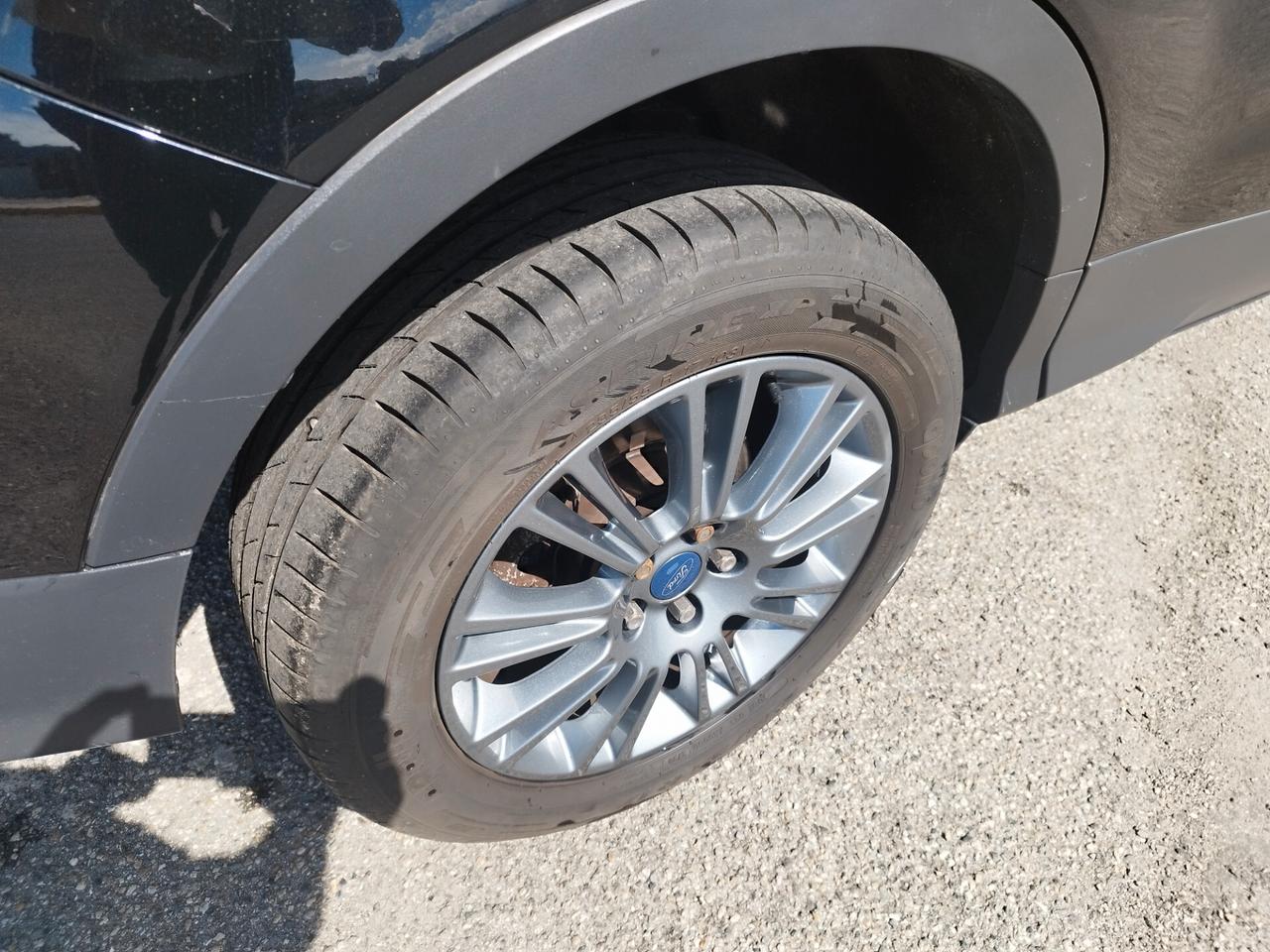 Ford Kuga 2.0 TDCI 140 CV 4WD automatico KM 59400