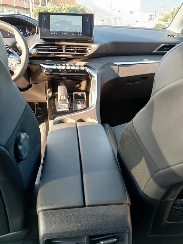 PEUGEOT 3008 1.5 BlueHDi 130 CV S&S EAT8 ALLURE