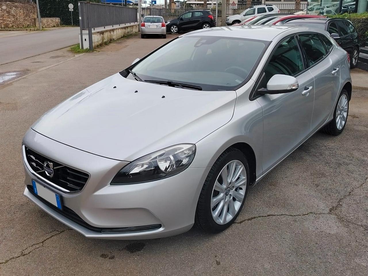 Volvo V40 D2 Momentum