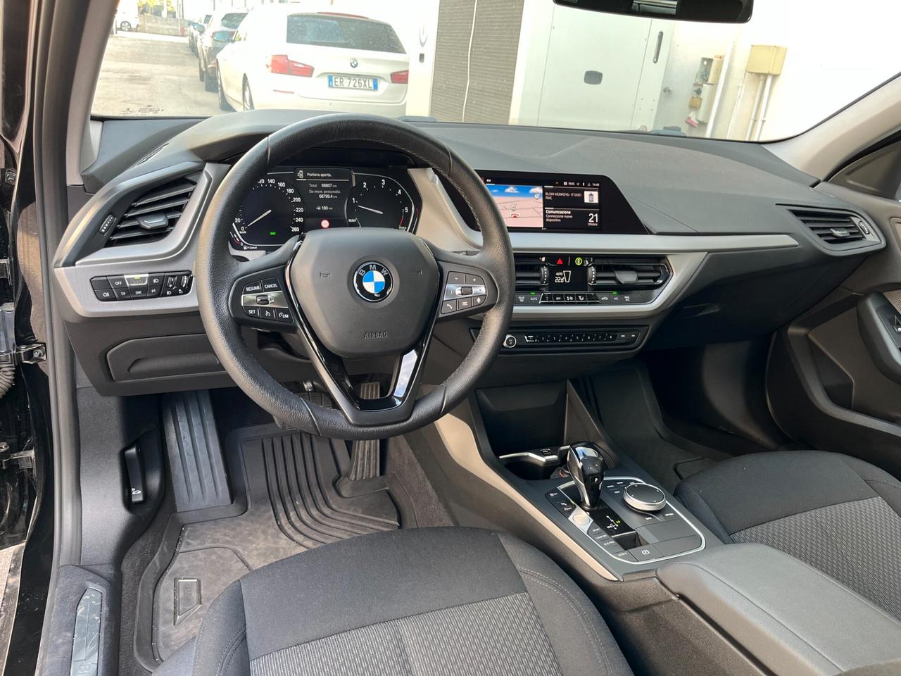 Bmw 120d xDrive 5p. Business Advantage 190CV