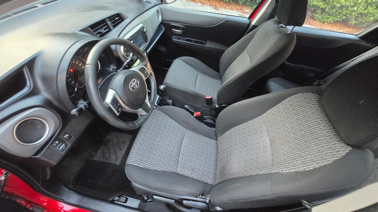 Toyota Yaris 1.0 5 porte Lounge