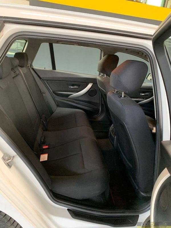 BMW Serie 3 318d Touring Business aut.