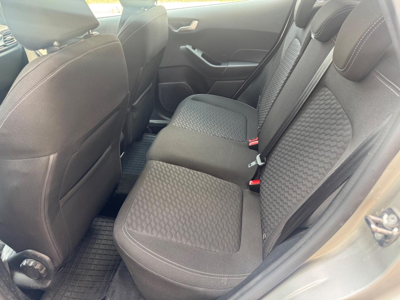 Ford Fiesta 1.0 Ecoboost Hybrid 125 CV 5 porte Titanium
