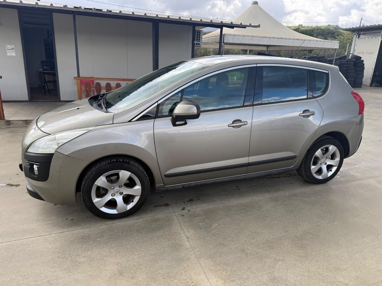 Peugeot 3008 1.6 HDi 110CV Premium