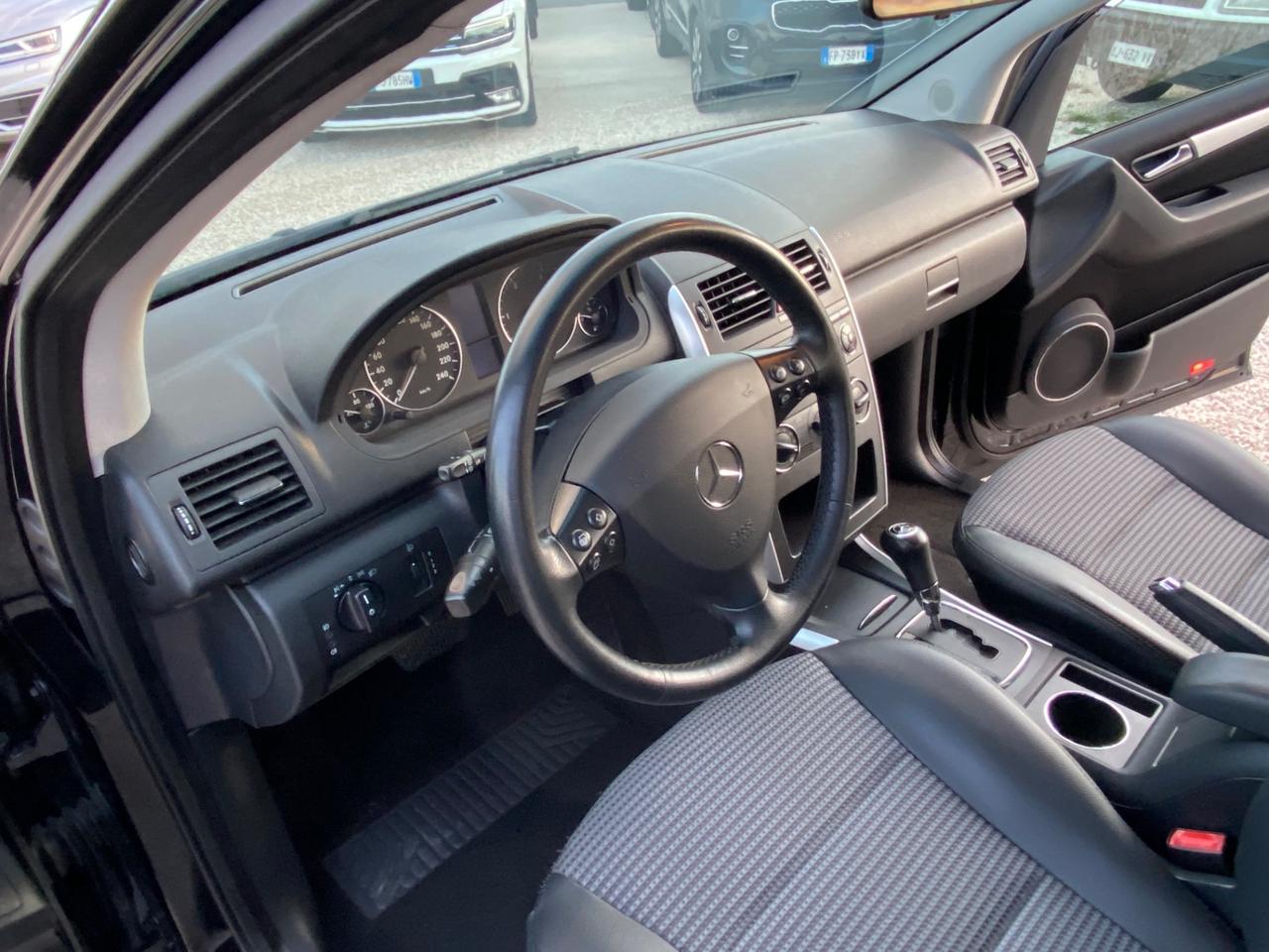 Mercedes-benz A 180 A 180 CDI Elegance AUTOMATICO