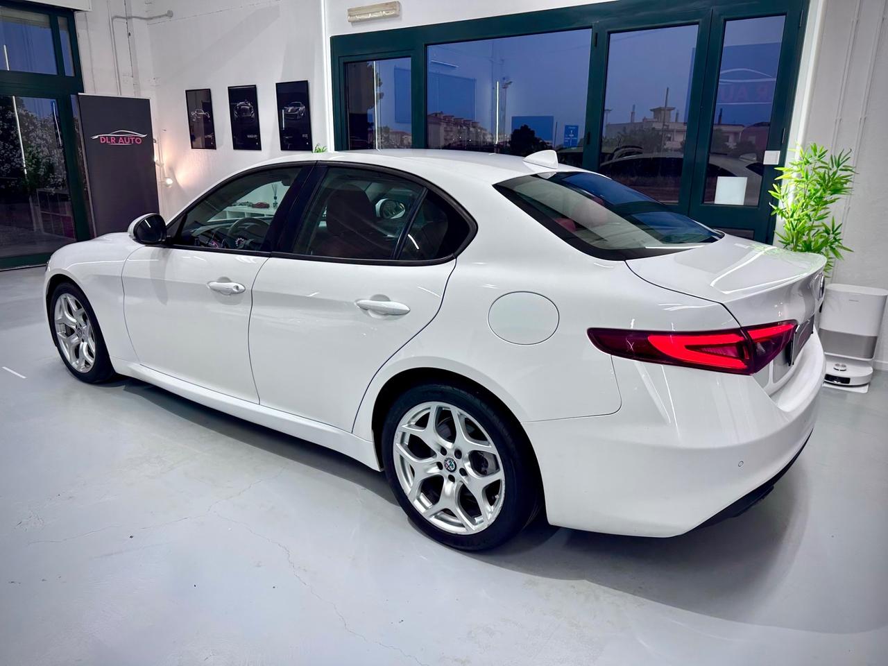 Alfa Romeo Giulia 2.2 Turbodiesel 160 CV AT8 Executive