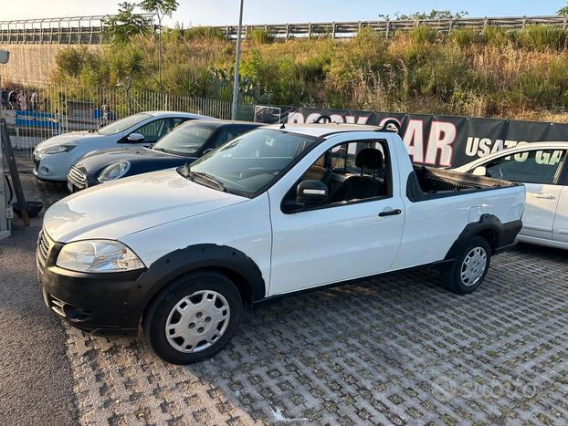 Fiat Strada 1.3 mjt 95cv-2012