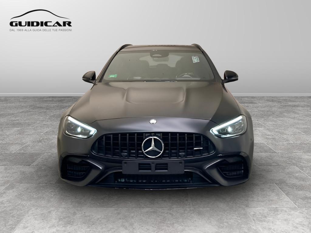 Mercedes-Benz Mercedes-AMG C 63 S e Performance Statio