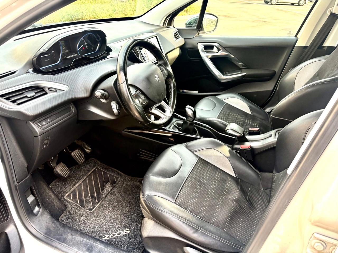 Peugeot 2008 1.2 benzina Euro6 PureTech 82 Allure