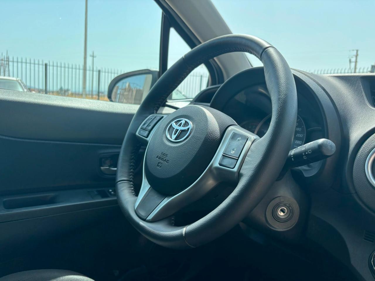 Toyota Yaris 1.0 Lounge 69 CV