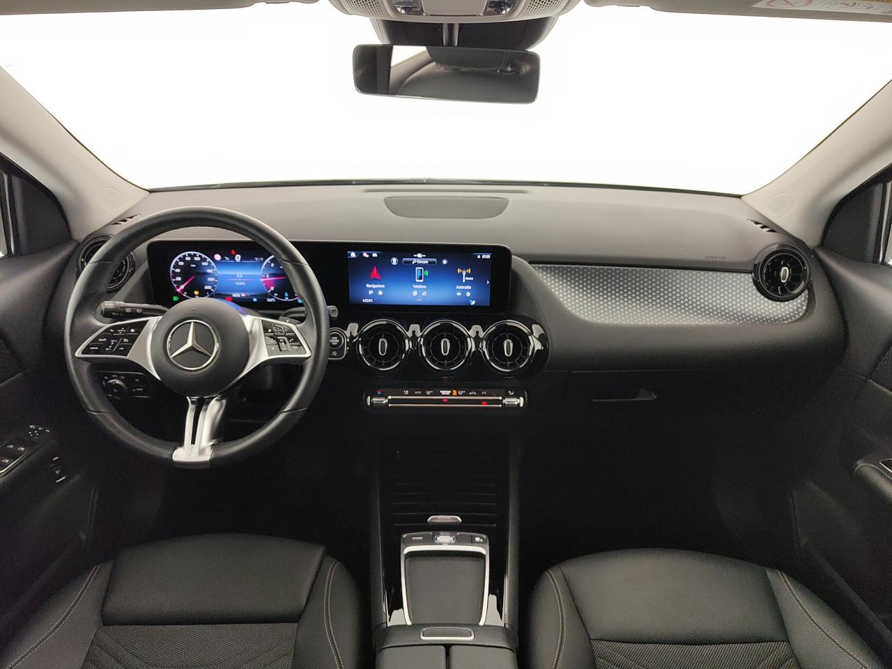 Mercedes-Benz GLA 180 d Advanced auto