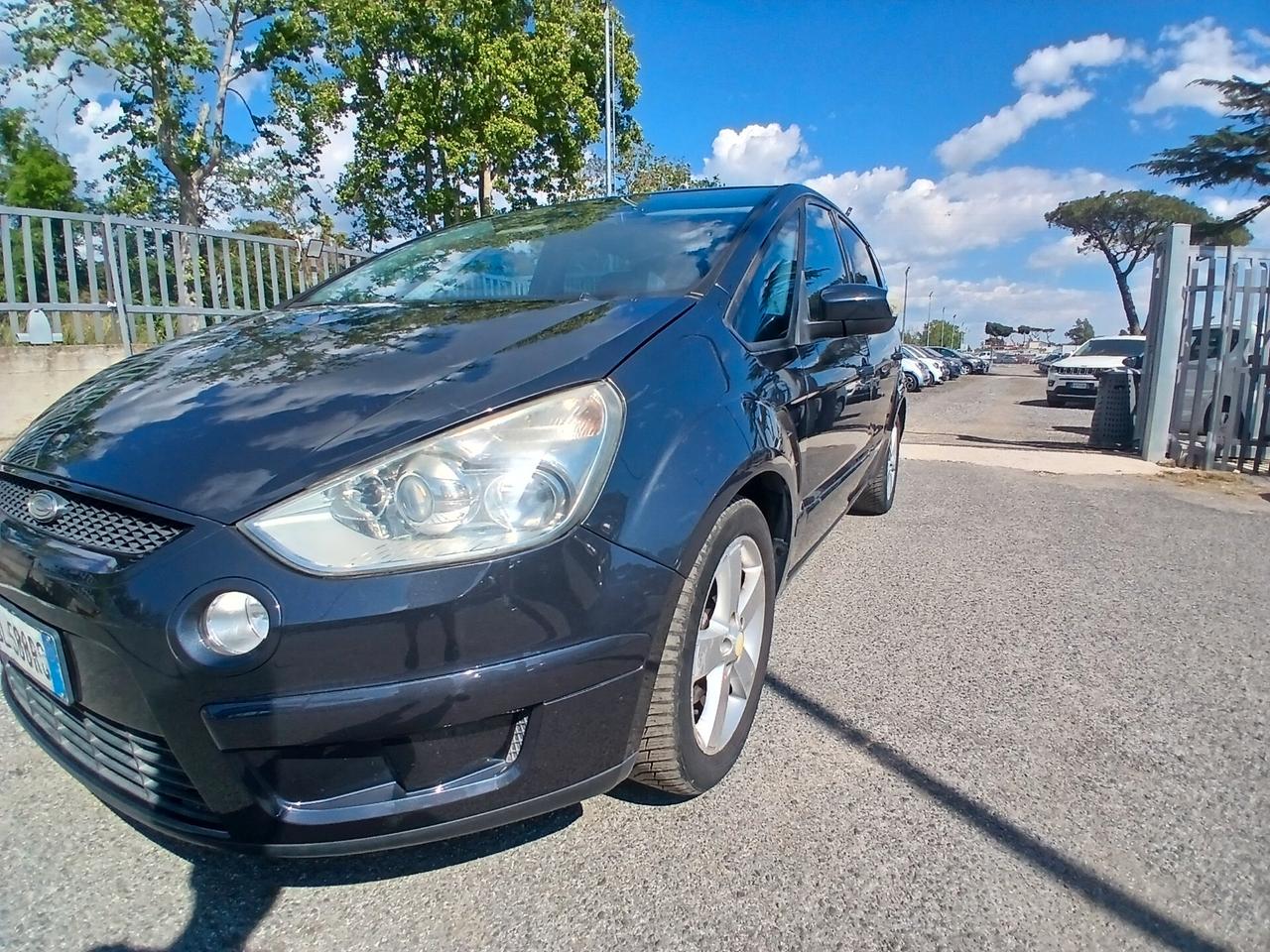 Ford S-Max 2.0 TDCi 140CV Titanium