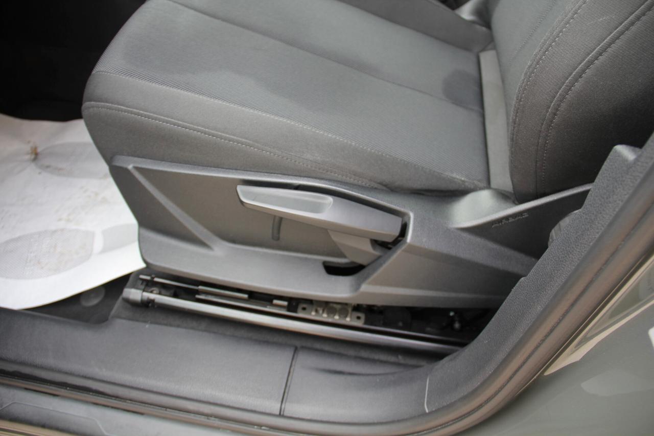 Audi Q3 SPB TDI S tronic Business (KW 110 - CV 150)