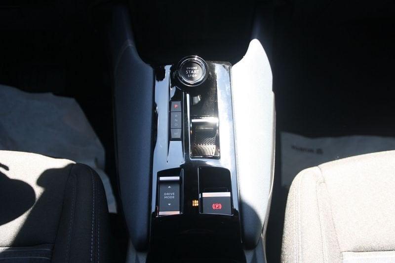 Alfa Romeo Junior 1.2 145 CV Hybrid eDCT6 Q4