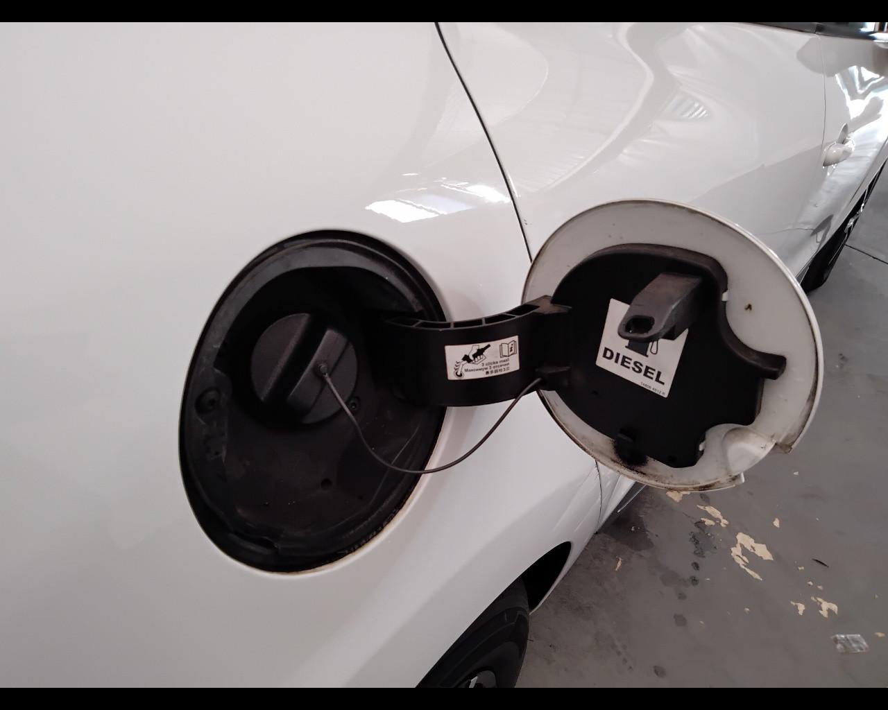 RENAULT Clio IV 2017 - Clio 1.5 dci energy Zen 75cv