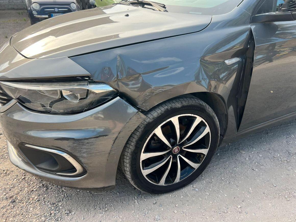 Fiat Tipo 1.4 T-Jet 120CV GPL SW Lounge