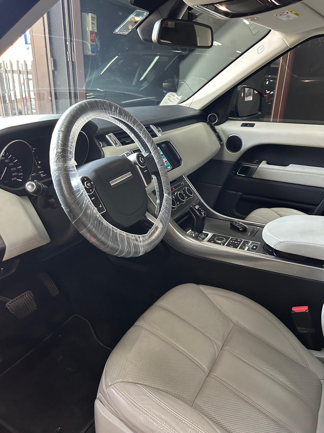 Land Rover Range Sport 3.0 SDV6 SE