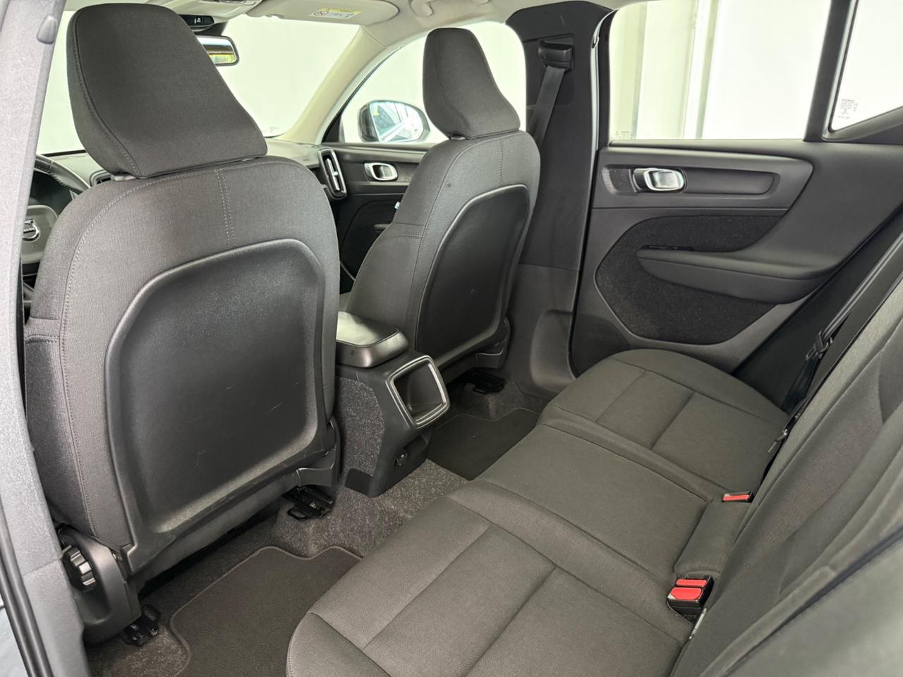 Volvo XC40 D3 AWD Momentum Core