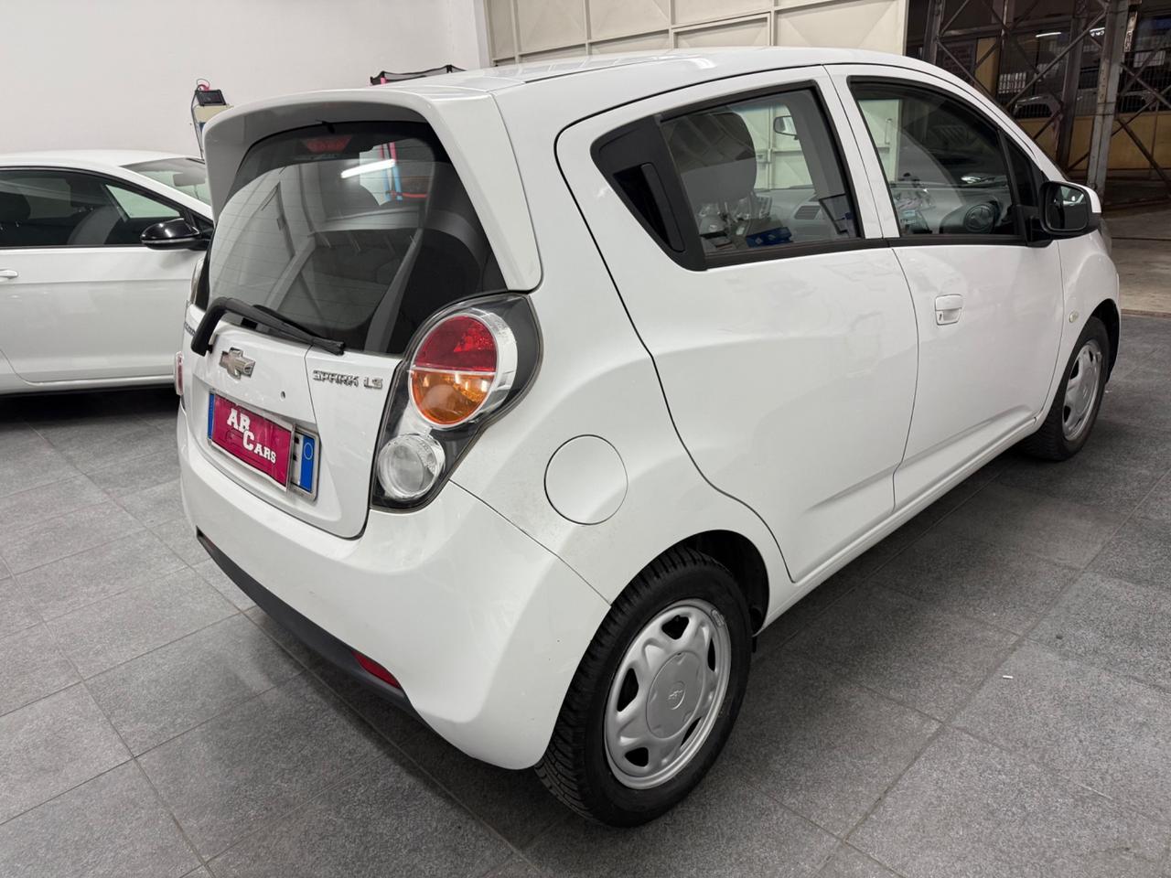 Chevrolet Spark 1.0 GPL Eco Logic Pink Lady Special Edition