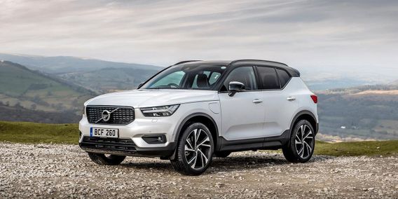 VOLVO XC40 T3 Geartronic Momentum Core