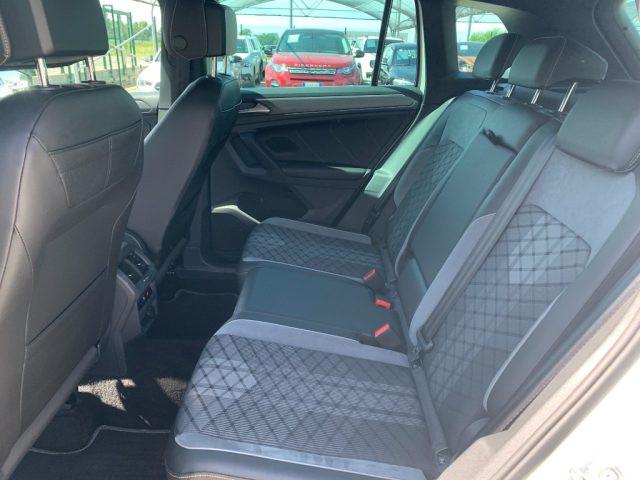 VOLKSWAGEN Tiguan 2.0 TDI 150 CV SCR DSG R-Line