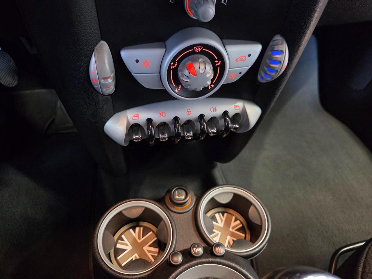 Mini 3 Porte One 1.4