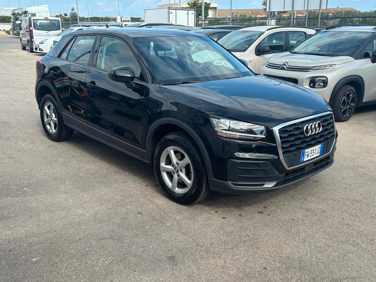 Audi Q2 30 TDI S tronic Business Design