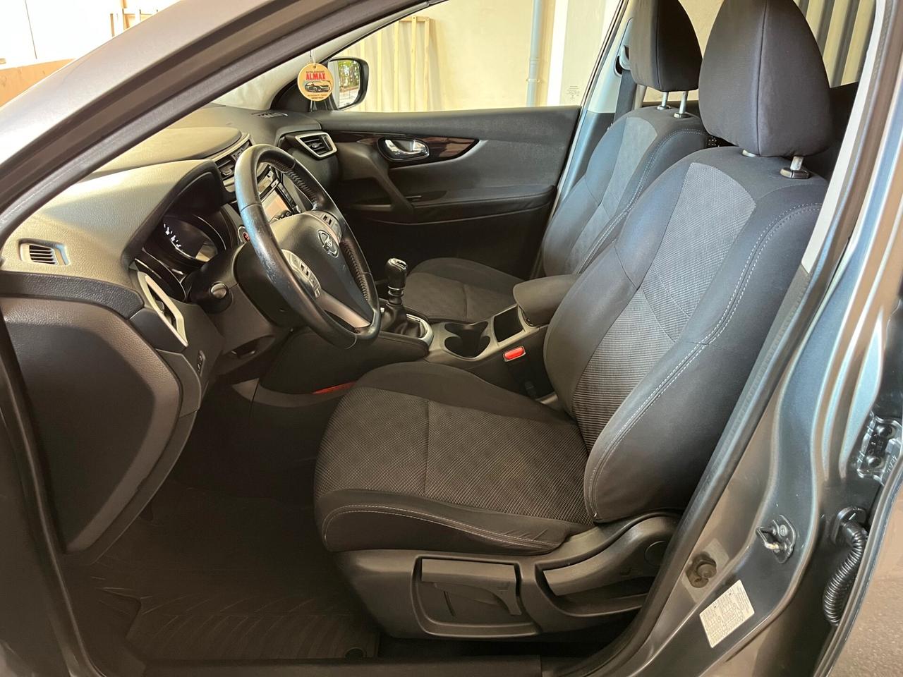 Nissan Qashqai 1.5 dCi N-Connecta