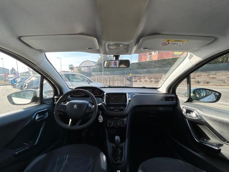 Peugeot 208 5 Porte 208 5p 1.4 hdi 8v Active