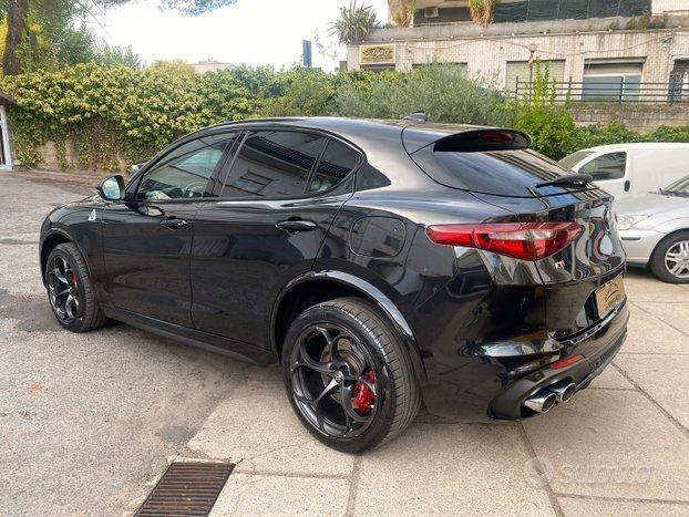 Alfa Romeo Stelvio 2.9 Bi-Turbo V6 510 CV AT8 Quadrifoglio