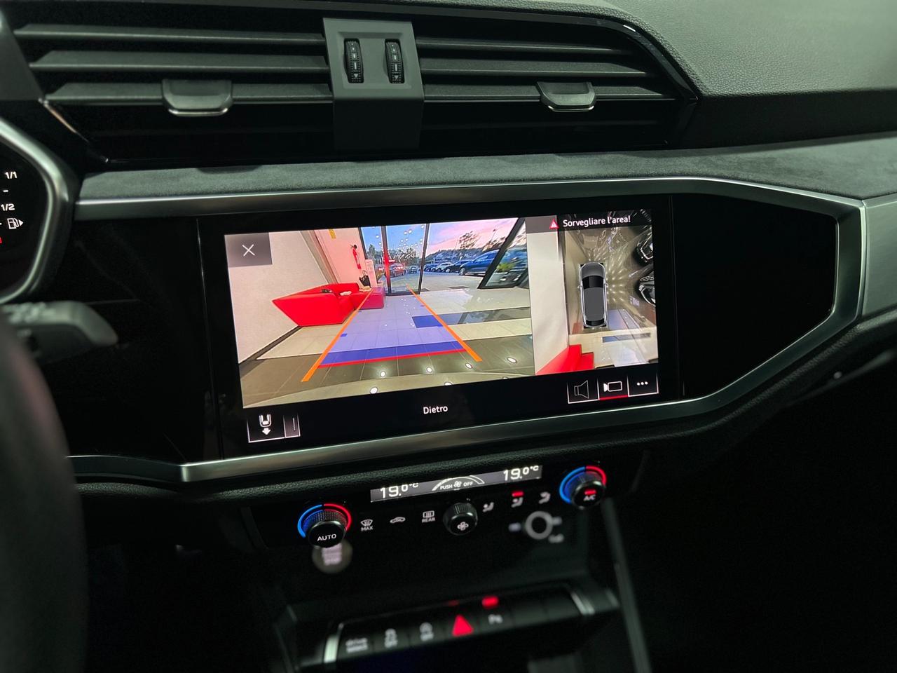 Audi Q3 SPB 40 2.0 TDI STronic SLine Quattro 190 cv