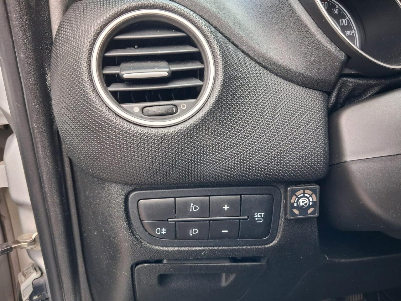 Fiat Punto 1.2 8V 5 porte Street