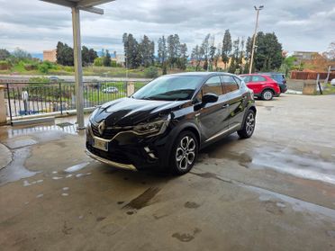 Renault Captur Plug-in Hybrid E-Tech 160 CV Initiale Paris
