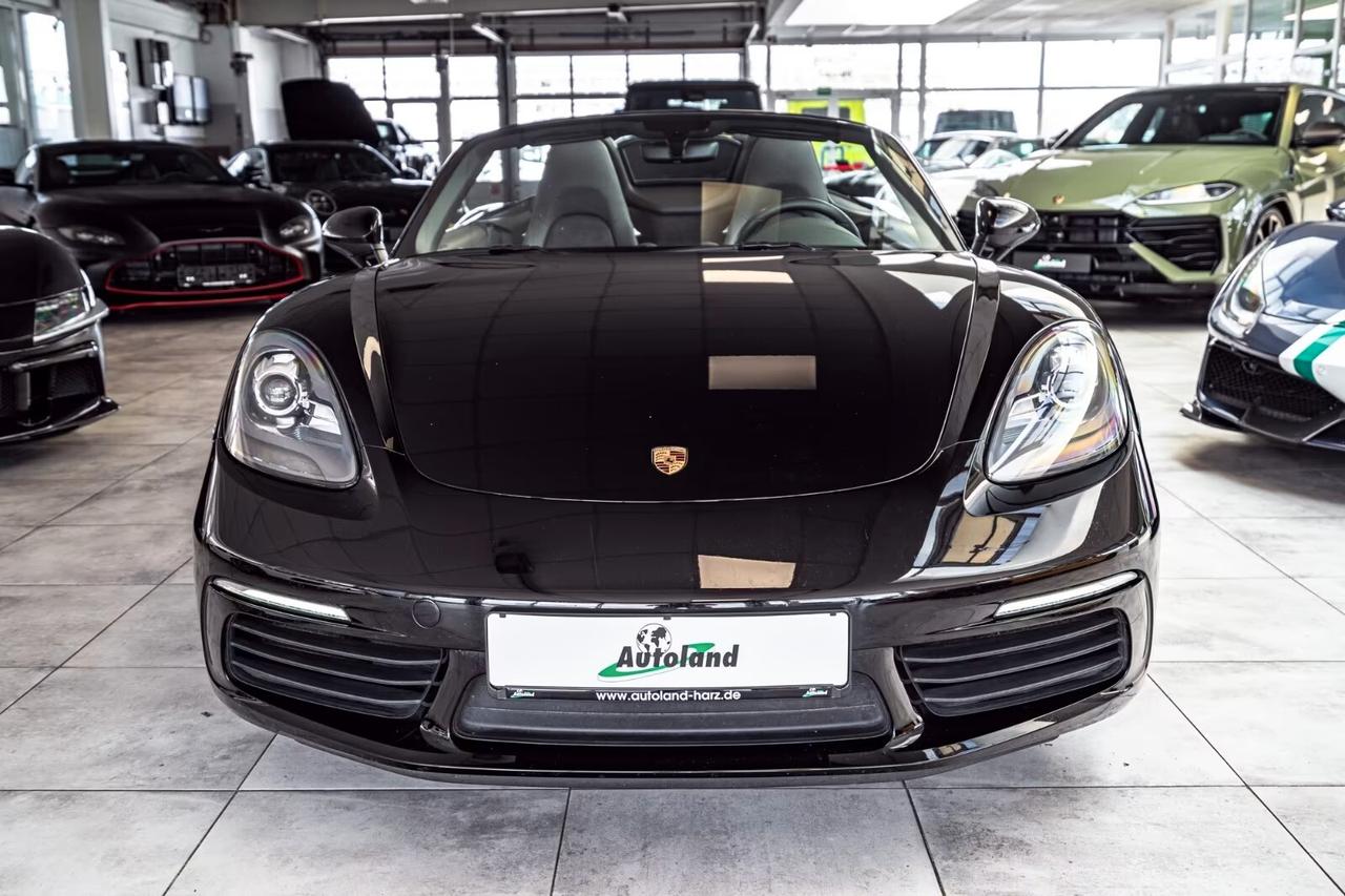 Porsche 718 Spyder Boxster 2.0