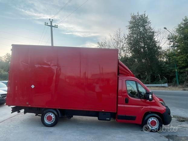 Peugeot Boxer 2.3 140cv con cassa