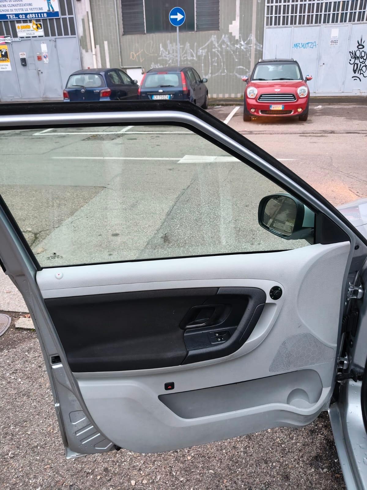 Skoda Fabia 1.2 TSI 105CV DSG 5p. Sport