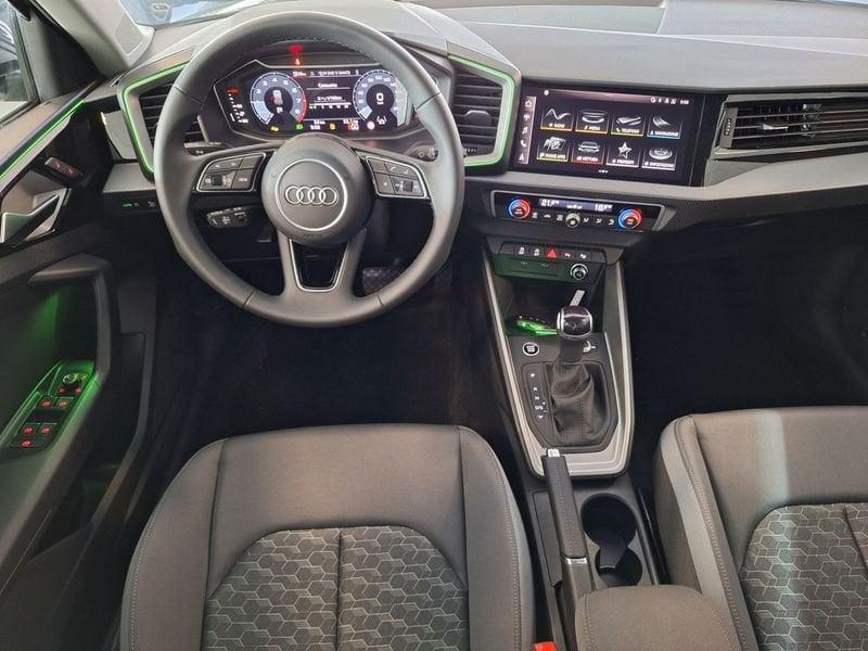 Audi A1 A1 Sportback 30 1.0 tfsi Identity Black 116cv s-tronic